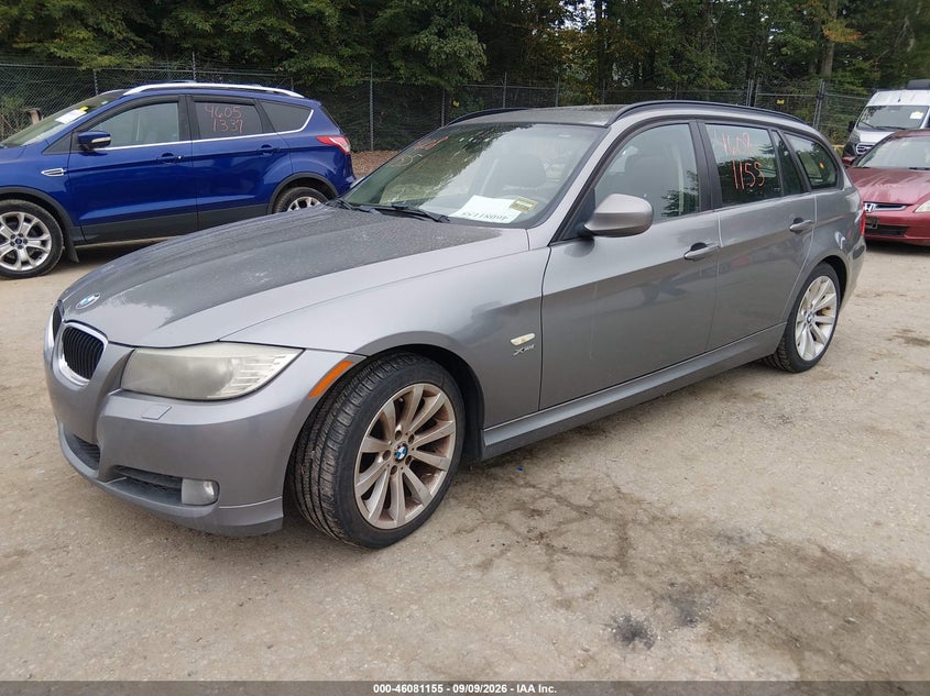 2011 BMW 328I — zdjęcie 2