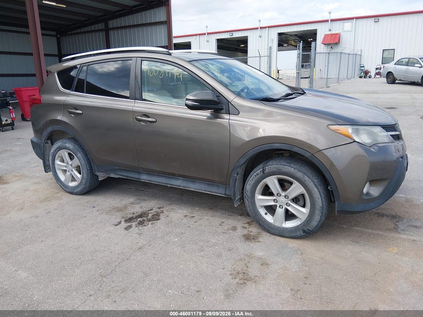 2013 TOYOTA RAV4 auction photo 1