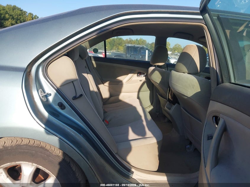 2011 TOYOTA CAMRY auction photo 8