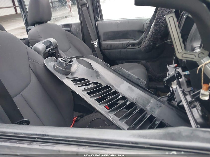 2015 JEEP WRANGLER UNLIMITED SPORT · Фото 5