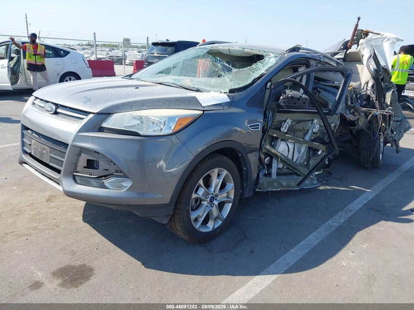 Vin: 1fmcu9j91eud53006, lot: 46580799, ford escape titanium 20142