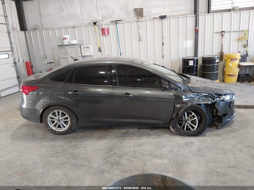 2016 FORD FOCUS SE · Фото 13