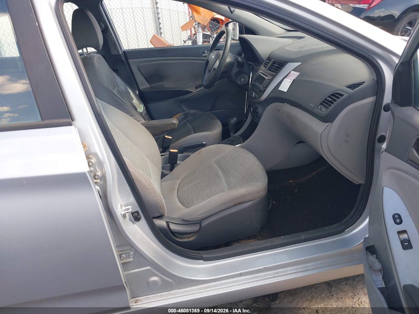 2017 HYUNDAI ACCENT auction photo 5