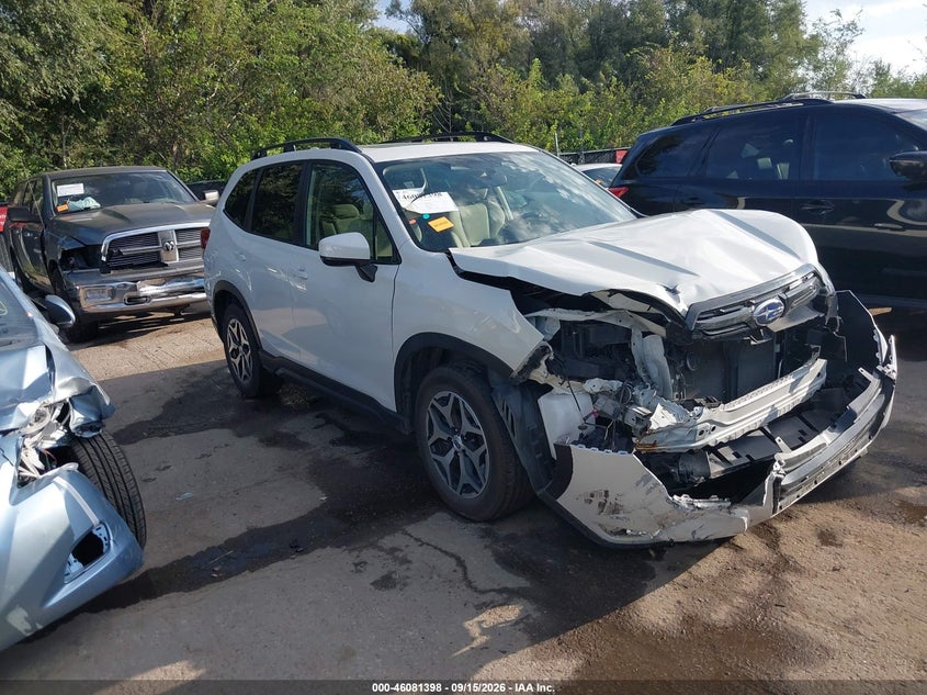 Vin: jf2skaec8nh481458, lot: 46580945, subaru forester premium 20221