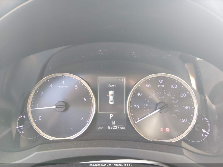 LEXUS IS 200T - zdjęcie 7