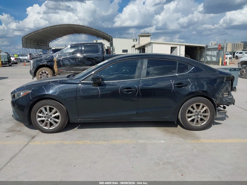 MAZDA MAZDA3 - zdjęcie 15