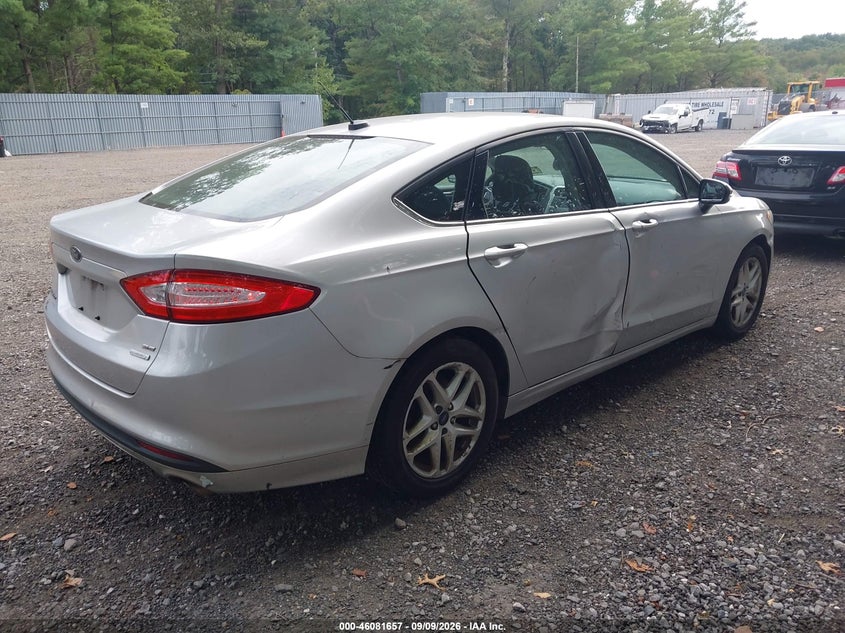 2014 FORD FUSION auction photo 4