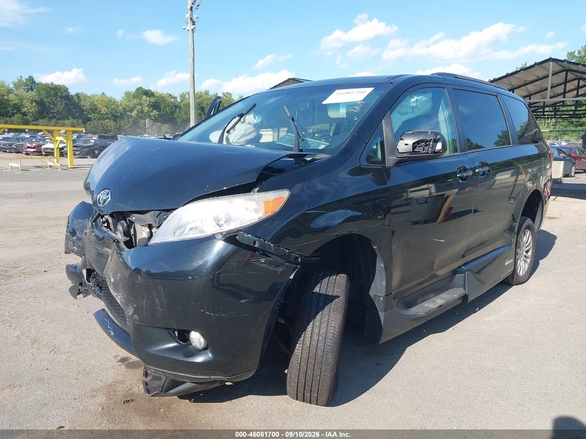 Vin: 5tdyk3dc2fs642860, lot: 46581247, toyota sienna xle 8 passenger 20152