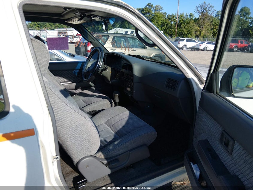 1993 TOYOTA 4RUNNER auction photo 5