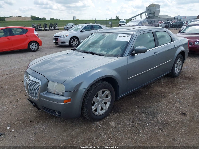 2006 CHRYSLER 300 auction photo 2