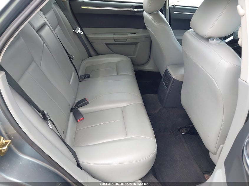 2006 CHRYSLER 300 auction photo 8
