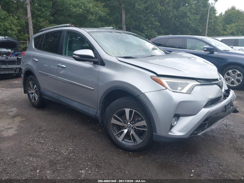 Vin: 2t3wfrev6hw334199, lot: 46581395, toyota rav4 xle 2017 img_1