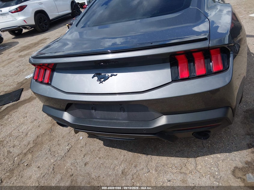 FORD MUSTANG - zdjęcie 16