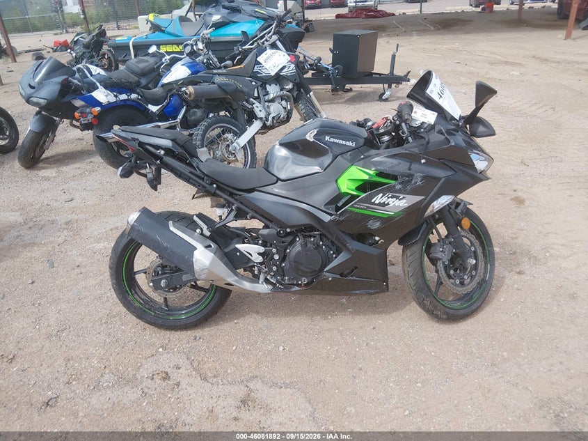 KAWASAKI EX400 2023