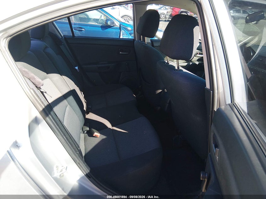 MAZDA MAZDA3 2007 VIN JM1BK12F671624822