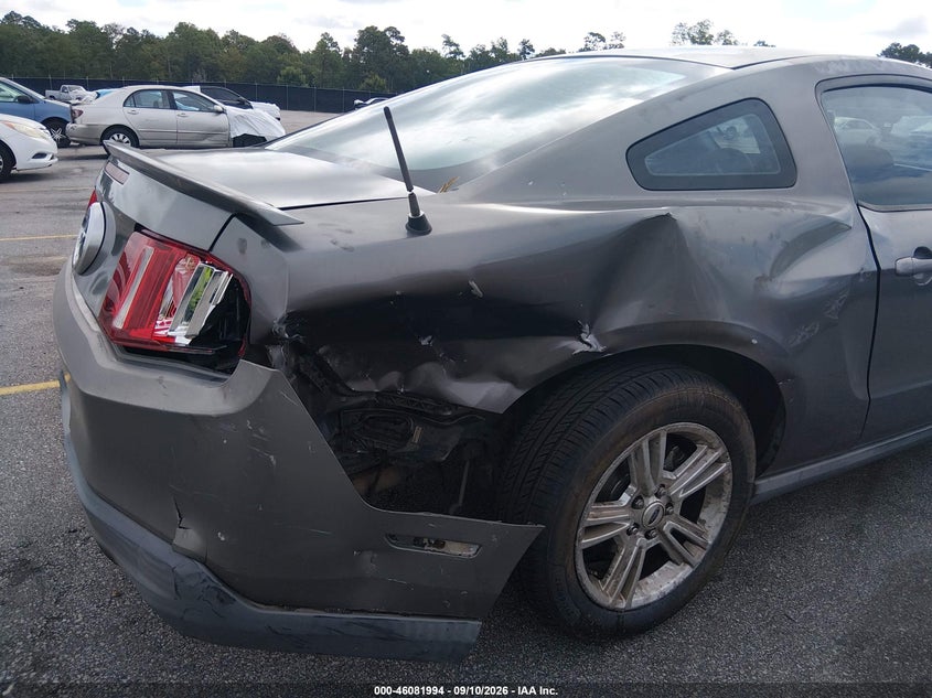 2010 FORD MUSTANG auction photo 6
