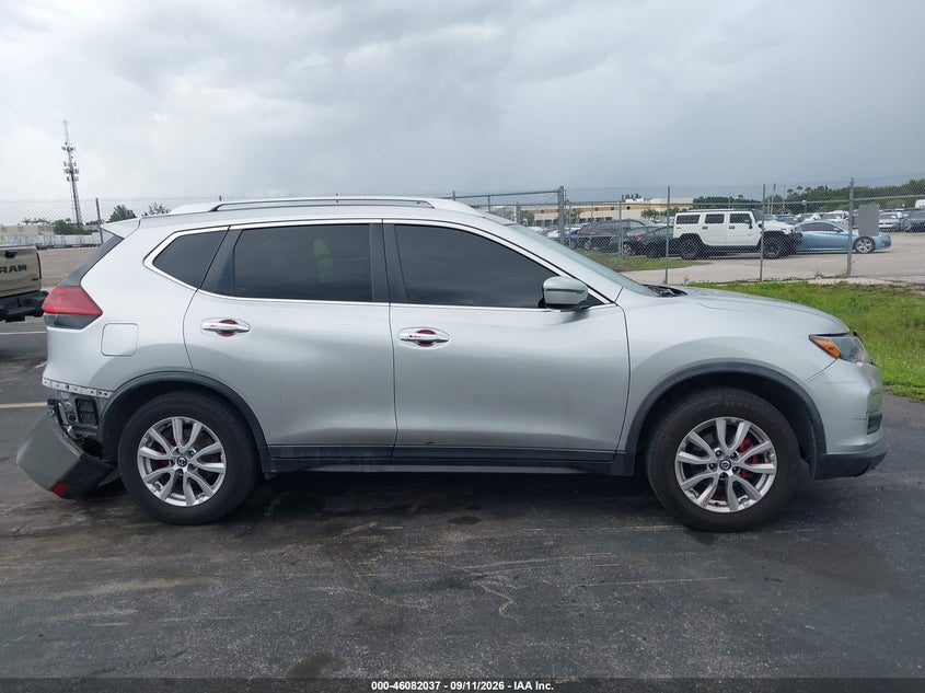 2018 NISSAN ROGUE SV · Photo 13