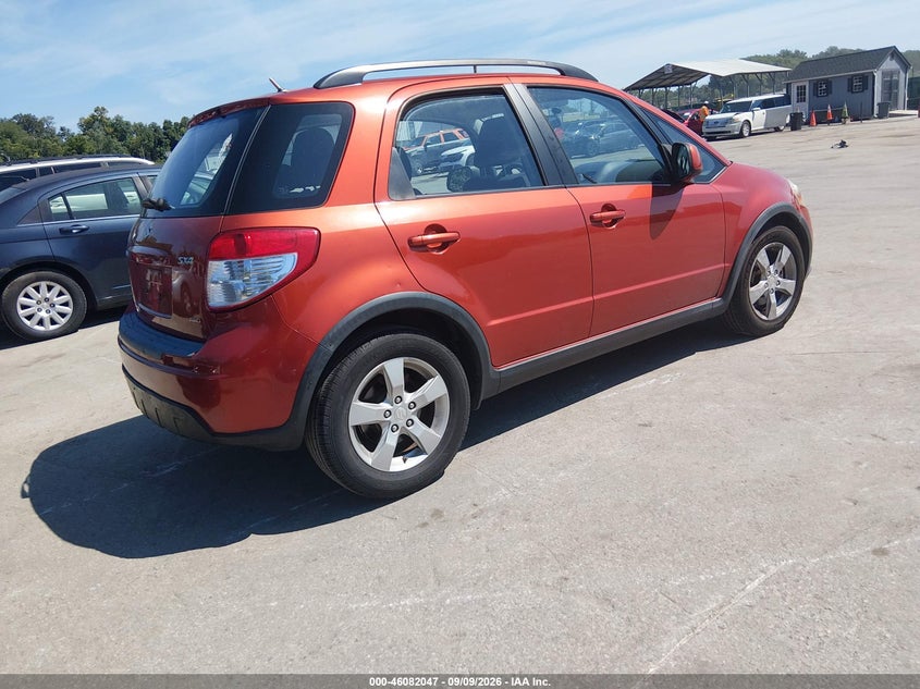2012 SUZUKI SX4 auction photo 4