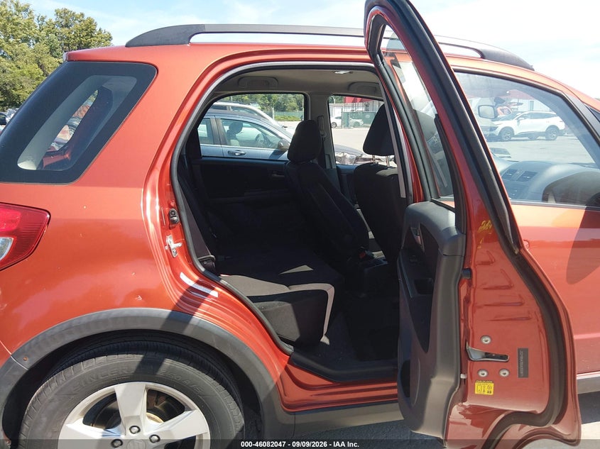 2012 SUZUKI SX4 auction photo 8