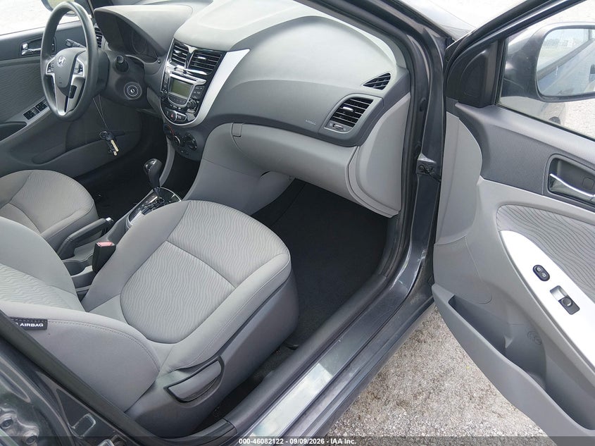 2013 HYUNDAI ACCENT auction photo 5
