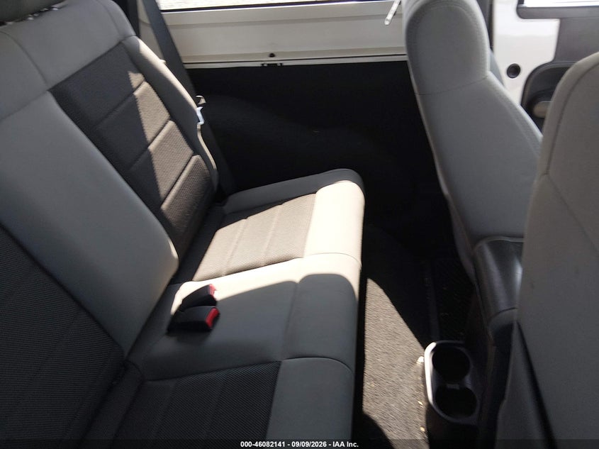 2010 JEEP WRANGLER auction photo 8