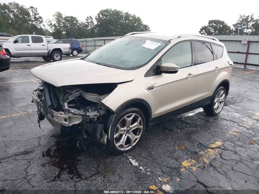 Vin: 1fmcu9j99jua34401, lot: 46581719, ford escape titanium 20182