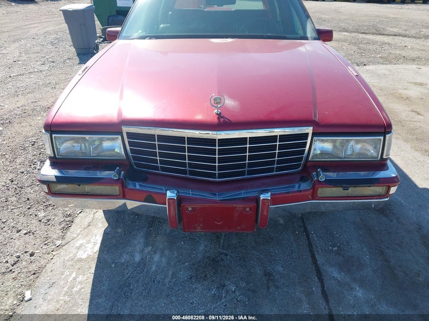 1993 CADILLAC DEVILLE auction photo 6