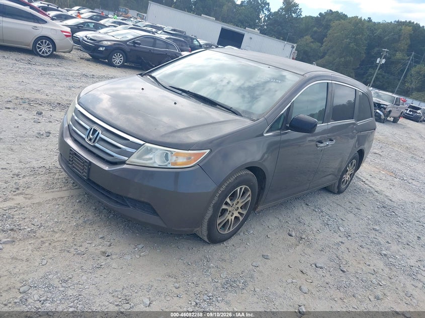 2013 HONDA ODYSSEY auction photo 2