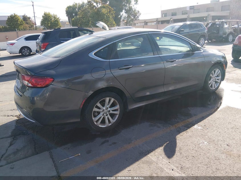 2015 CHRYSLER 200 auction photo 4