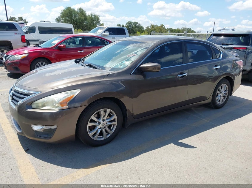 2015 NISSAN ALTIMA auction photo 2
