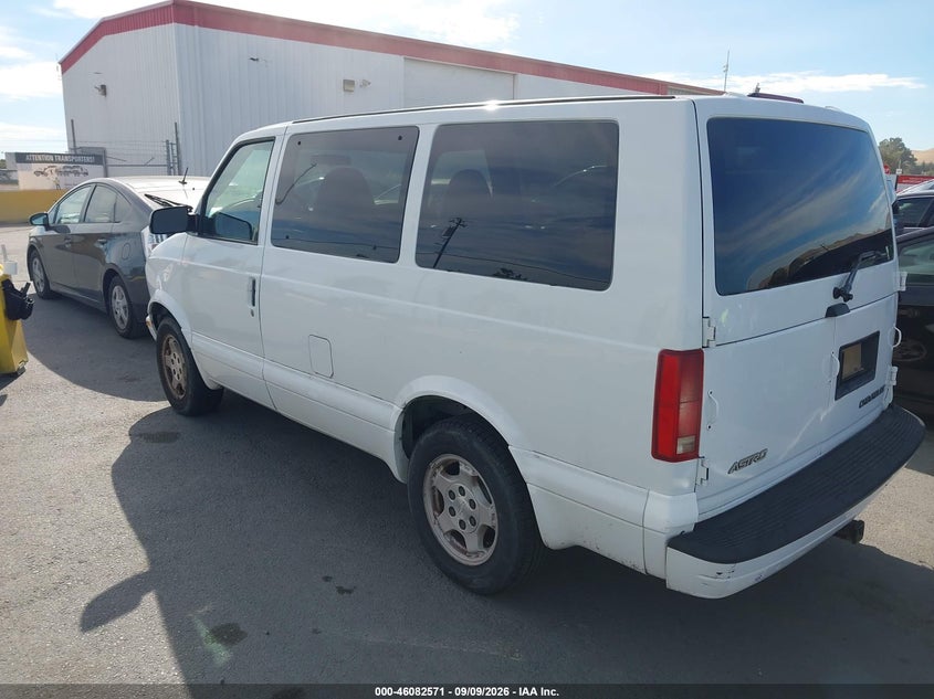 2005 CHEVROLET ASTRO auction photo 3