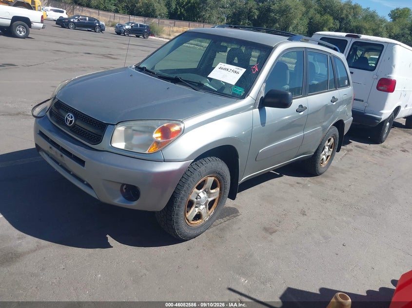 2004 TOYOTA RAV4 auction photo 2