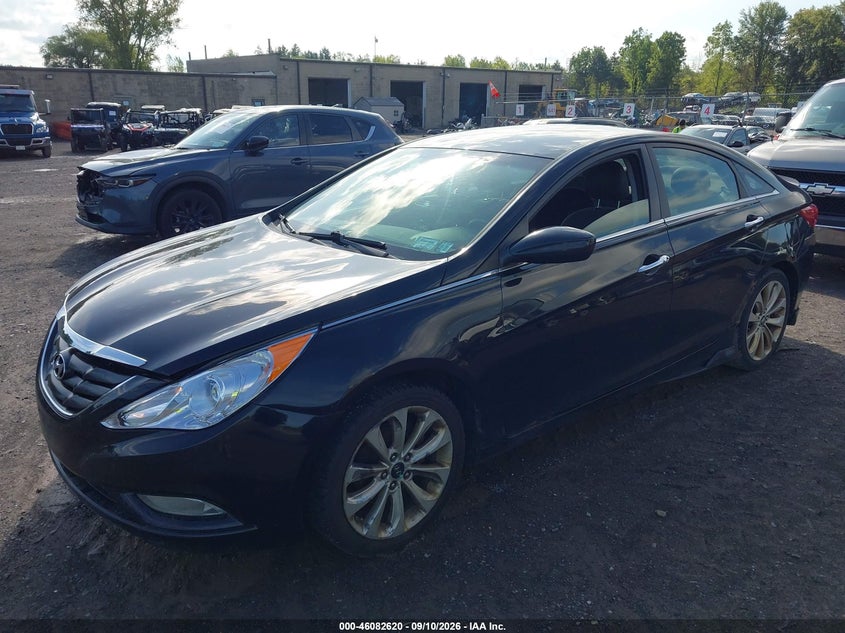 2011 HYUNDAI SONATA auction photo 2