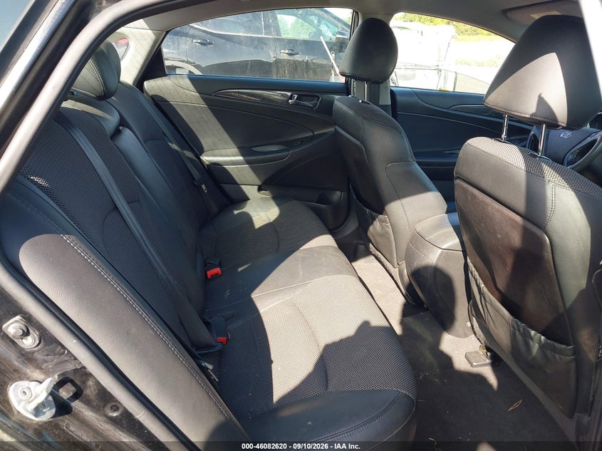 2011 HYUNDAI SONATA auction photo 8
