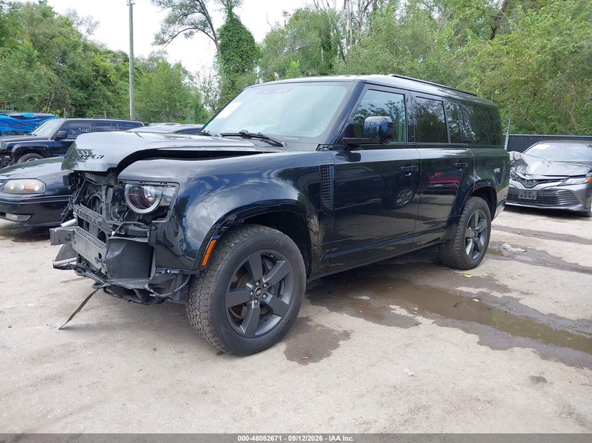 Vin: sale2feu6r2258824, lot: 46582218, land rover defender 130 p400 x-dynamic se 20242