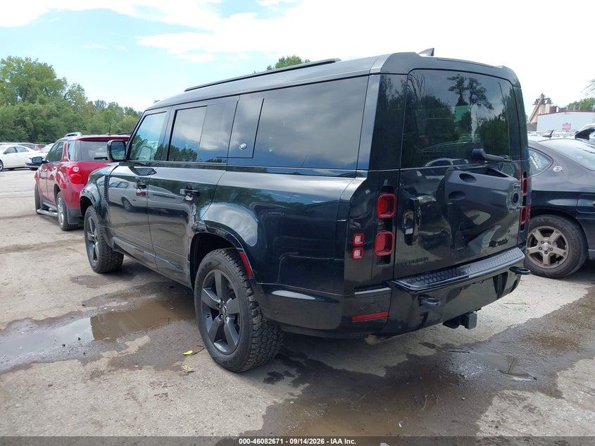 2024 LAND ROVER DEFENDER 130 P400 X-DYNAMIC SE · Фото 3