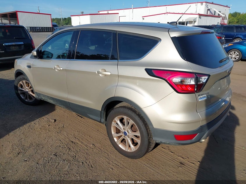 2017 FORD ESCAPE auction photo 3