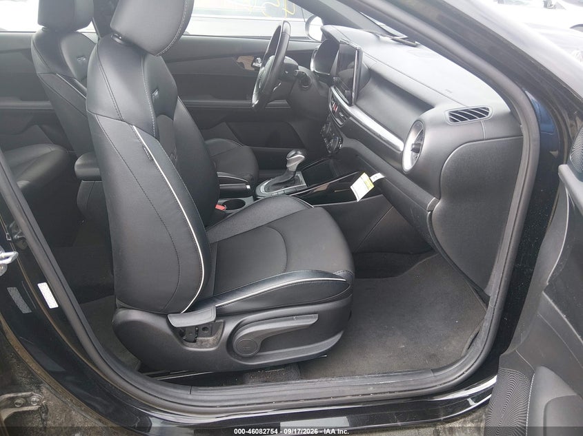 KIA K5 2025 VIN KNAG64J73S5296893