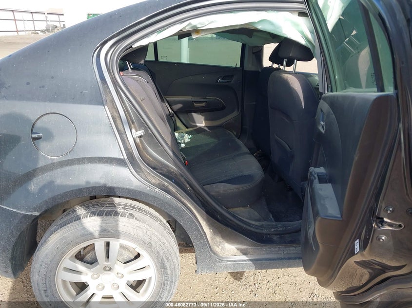 2014 CHEVROLET SONIC auction photo 8