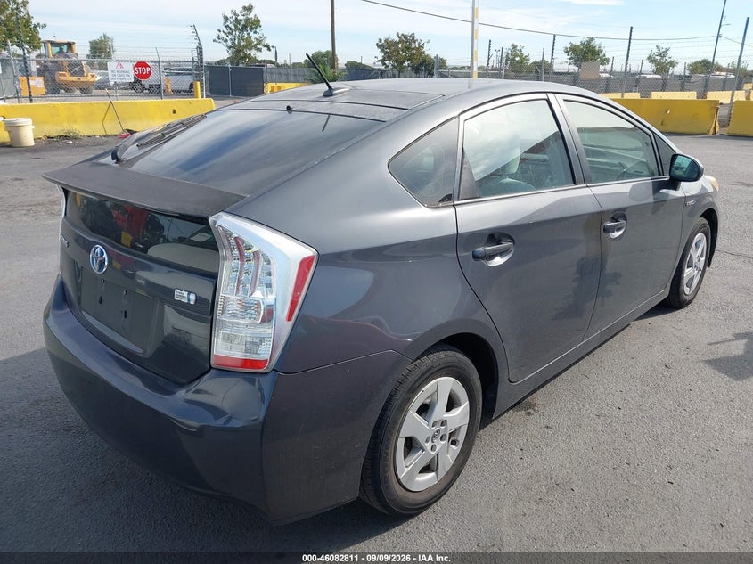 2010 TOYOTA PRIUS auction photo 4