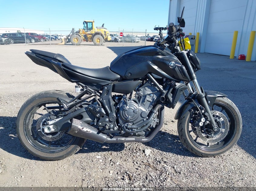 YAMAHA MT07 2024