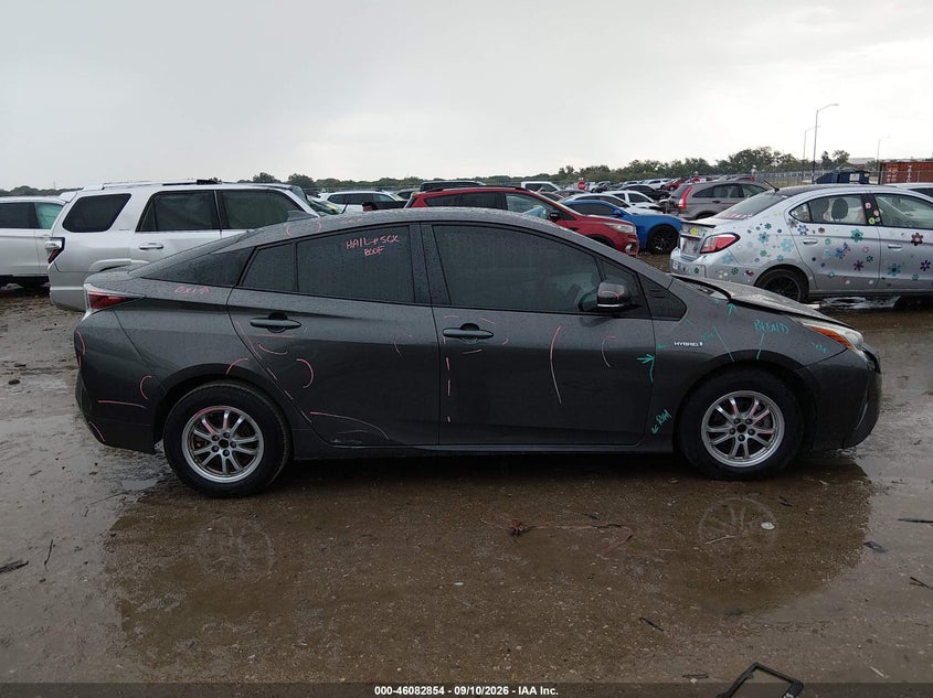 TOYOTA PRIUS - zdjęcie 13