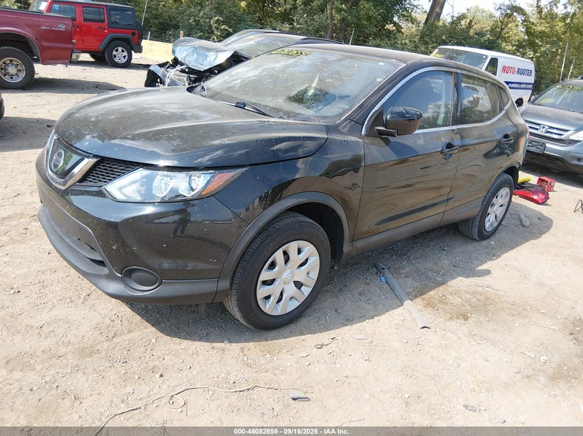 Vin: jn1bj1cp0kw528032, lot: 46582406, nissan rogue sport s 20192