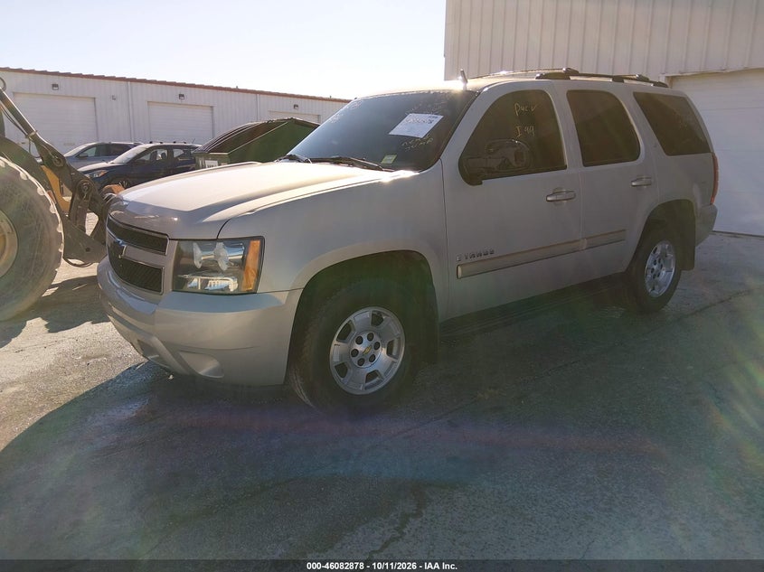 2008 Chevrolet Tahoe Lt, Обычный износ, IAAI, VIN 1GNFC13JX8R158243 — фото 2
