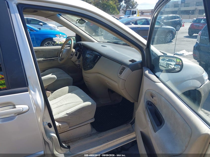 2002 MAZDA MPV auction photo 5