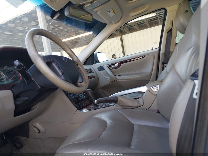 2006 VOLVO XC70 auction photo 5