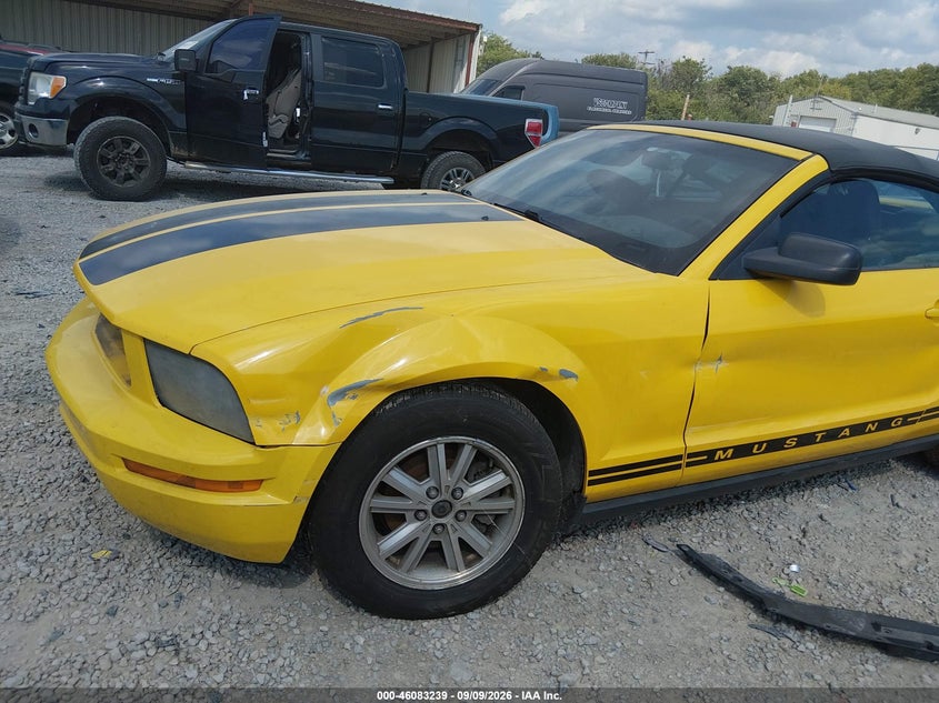2006 FORD MUSTANG auction photo 6