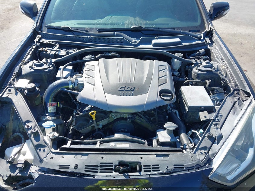 HYUNDAI GENESIS 2016 VIN KMHHT6KJ7GU136126