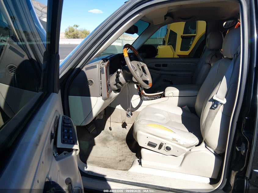 CADILLAC ESCALADE 2004 VIN 1GYEC63T44R234126