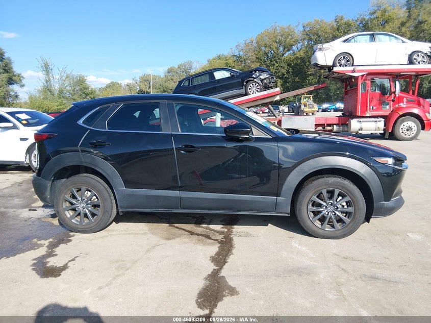 MAZDA CX-30 - zdjęcie 13